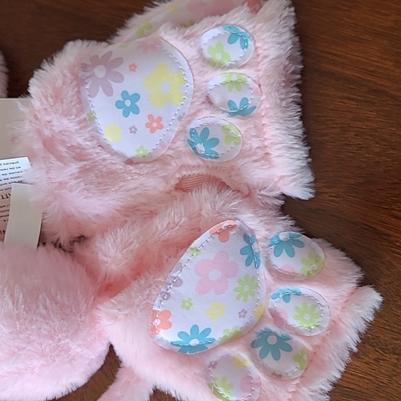 Claire's 🐰 Girl's 3 Piece Fuzzy Bunny Ears Paws & Tail Spring Easter Set! - Picture 7 of 8